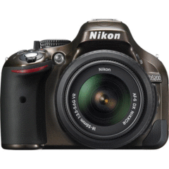 Nikon D5200 with 18-55mm Kit (Bronze)