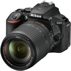 Nikon D5600 with 18-140mm Kit